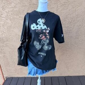 navy and pink graphic neff mickey tee